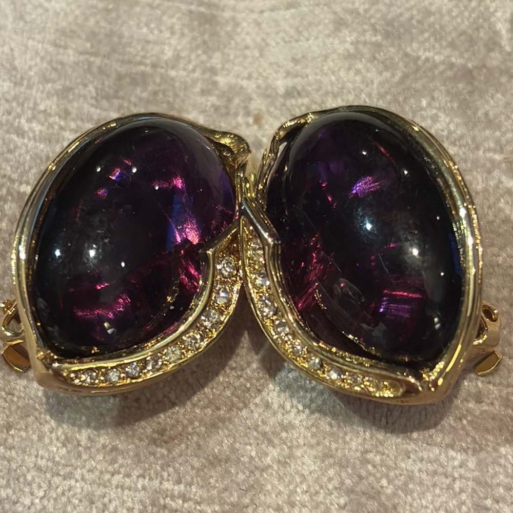 Vintage 80’s Purple Cabochon Rhinestone Clipon Earrings